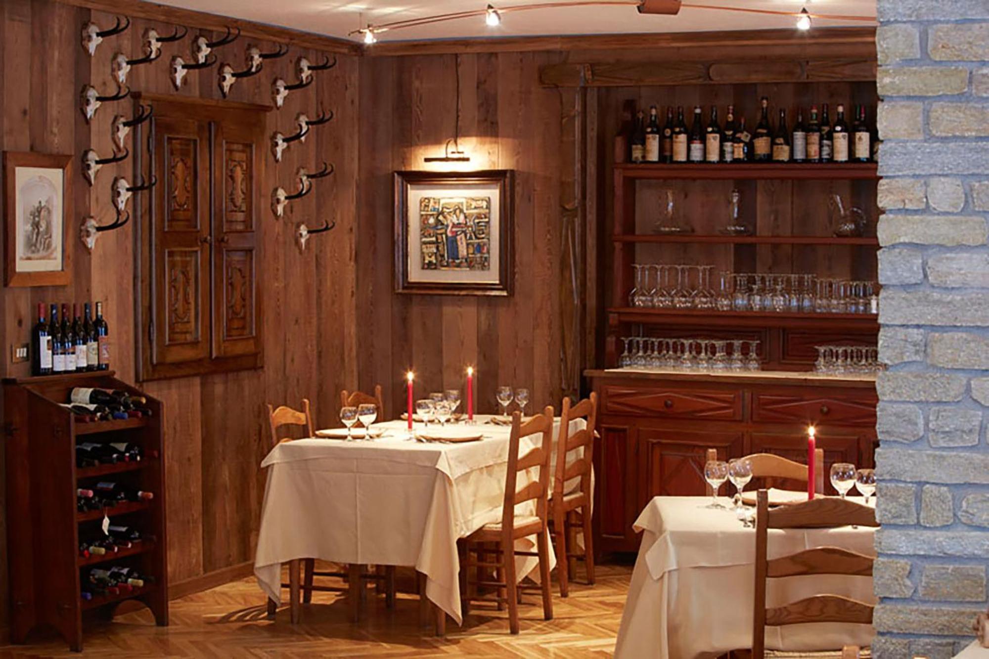 Hotel Dei Camosci Courmayeur Esterno foto